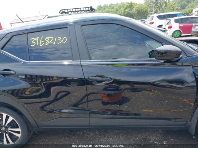 3N1CP5CU5KL564174 Nissan KICKS SV