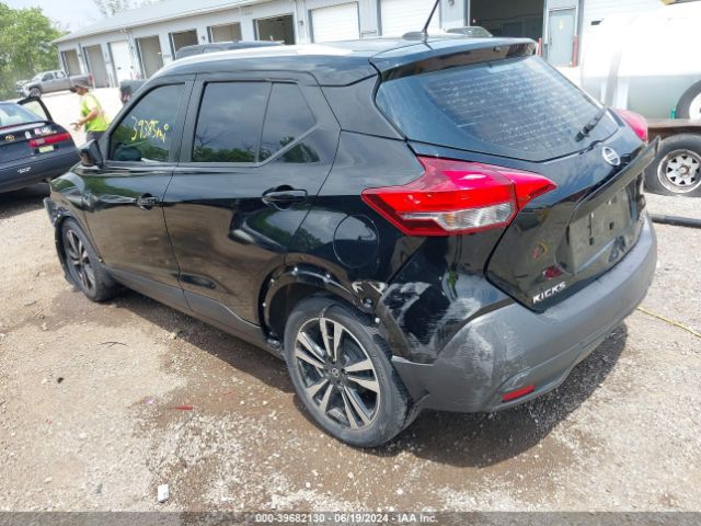 3N1CP5CU5KL564174 Nissan KICKS SV