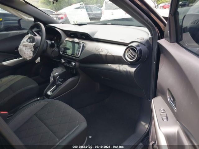 3N1CP5CU5KL564174 Nissan KICKS SV