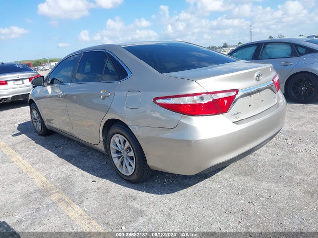 Toyota CAMRY LE 2015 4T1BF1FK5FU922542 Image 3