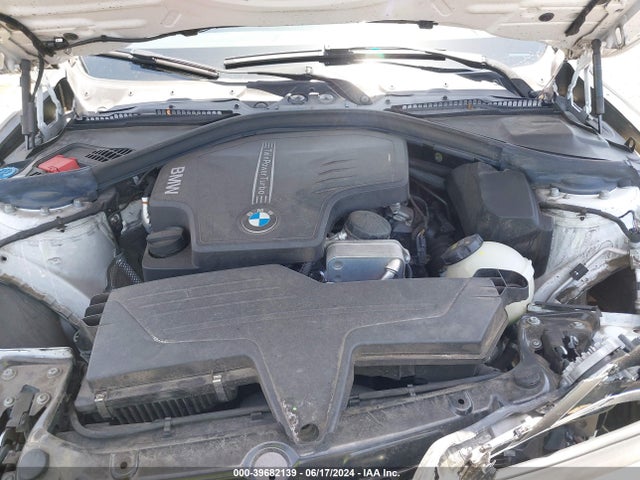 BMW 320i 2018 WBA8A9C58JAH14126 Image 10
