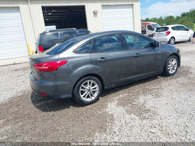 Ford FOCUS SE 2015 1FADP3F20FL293189 Image 4