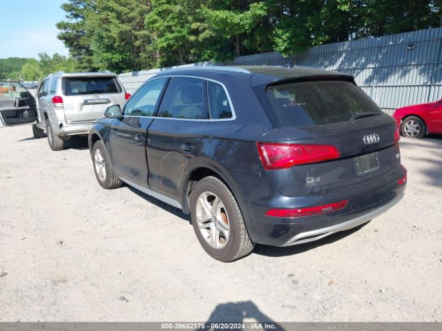 WA1BNAFY0J2050698 Audi Q5 2.0t Premium/2.0t Tech Premium