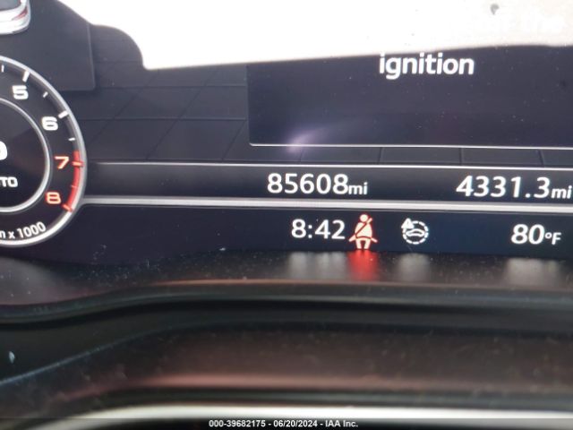 WA1BNAFY0J2050698 Audi Q5 2.0t Premium/2.0t Tech Premium