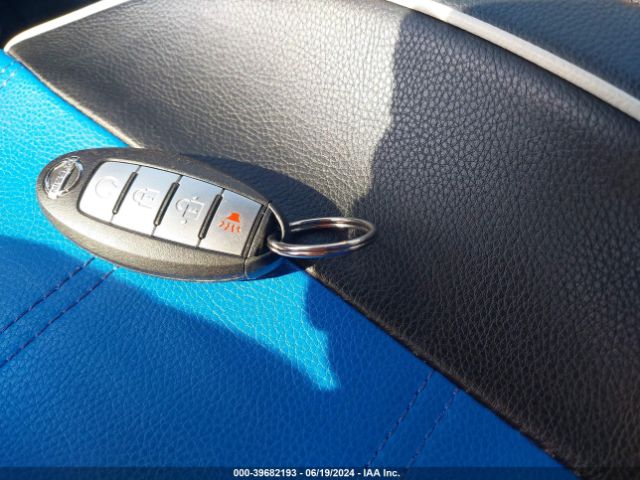 KNMAT2MV7HP601843 Nissan ROGUE SV