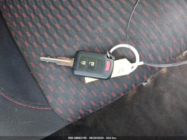 JA4AR3AUXKU029850 Mitsubishi Outlander Sport 2.0 Le