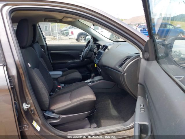 JA4AR3AUXKU029850 Mitsubishi Outlander Sport 2.0 Le