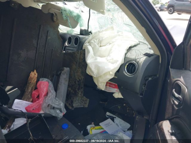 1C4NJRFB6GD500621 Jeep Patriot Latitude