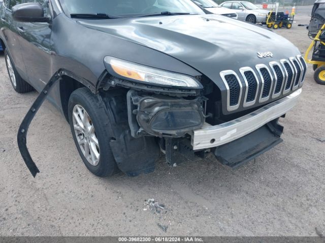 1C4PJLCB3FW791284 Jeep Cherokee Latitude