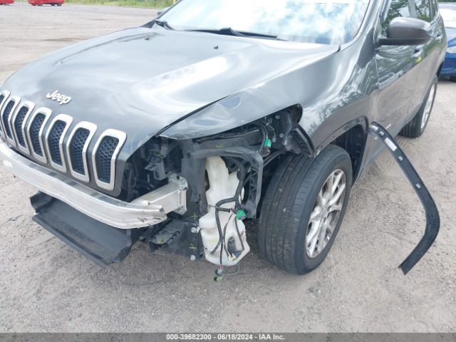 1C4PJLCB3FW791284 Jeep Cherokee Latitude