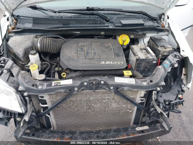 2C4RC1BG6ER449372 Chrysler Town & Country Touring