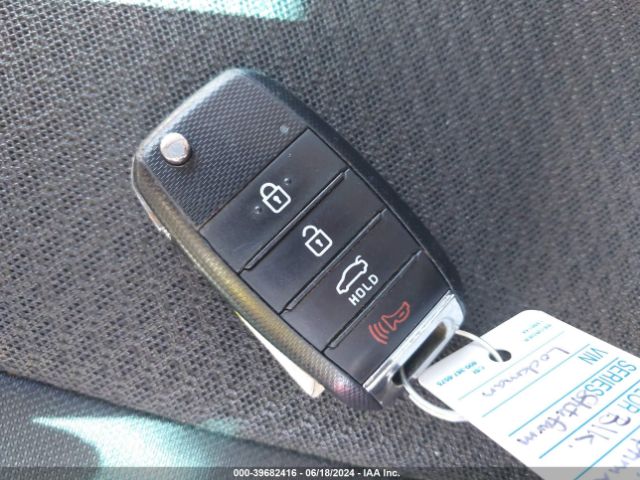 5XXGT4L39GG083195 KIA Optima Lx