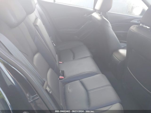 3MZBN1L34JM259821 Mazda Mazda3 Touring