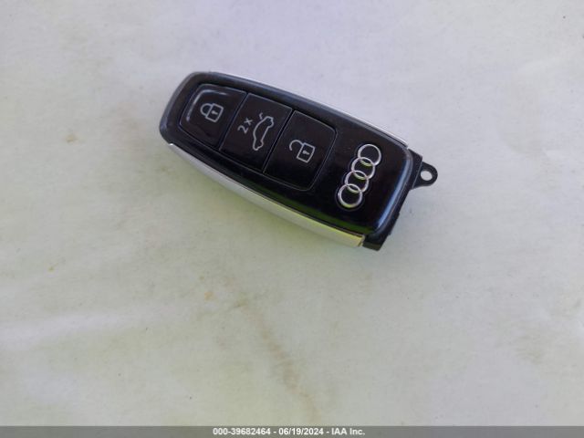 WA1AAAGE1NB014021 Audi E-tron Premium Quattro