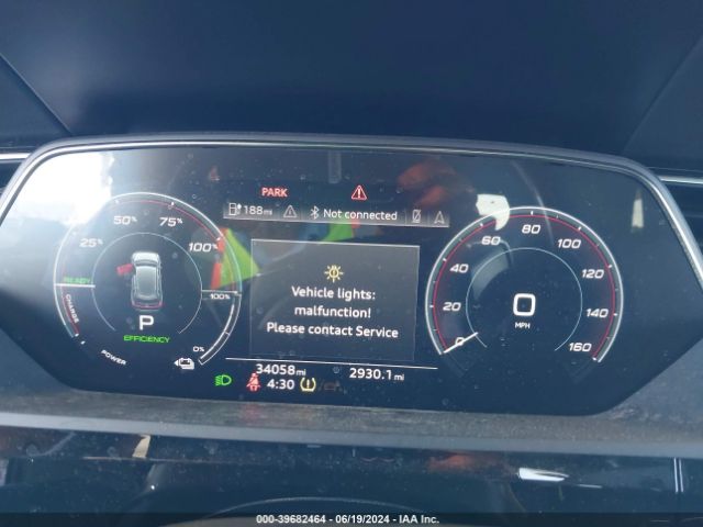 WA1AAAGE1NB014021 Audi E-tron Premium Quattro