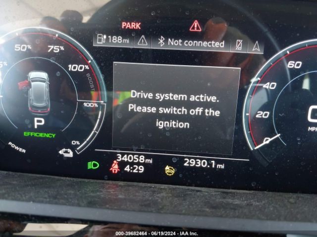 WA1AAAGE1NB014021 Audi E-tron Premium Quattro
