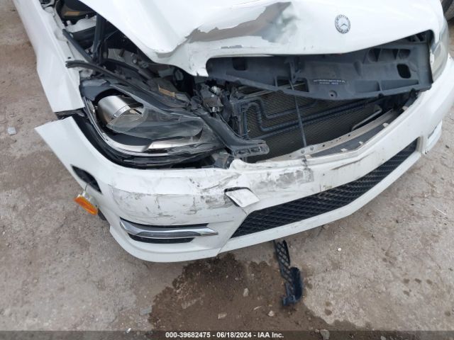 WDDGJ4HB4FG360967 Mercedes-Benz C 250
