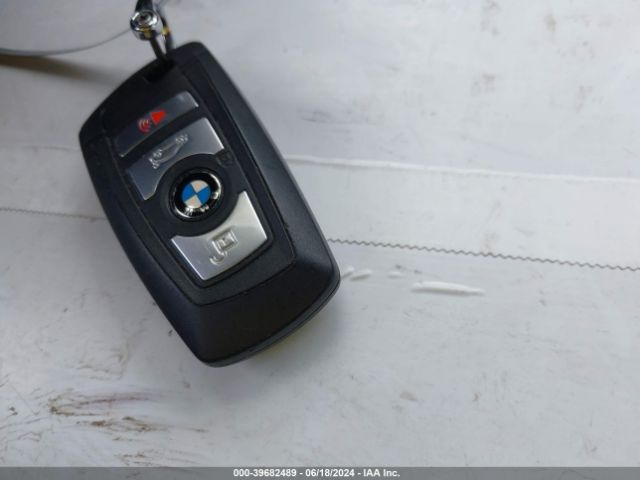 WBA5A5C58GG351986 BMW 528I