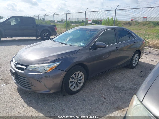 Toyota CAMRY LE 2015 4T4BF1FK3FR459399 Image 2