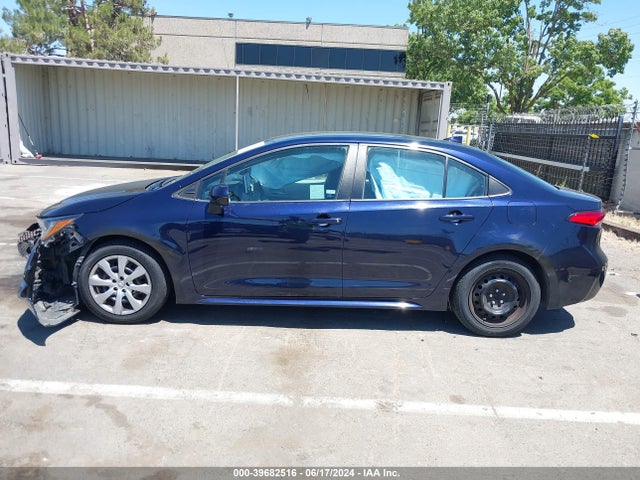 Toyota COROLLA LE 2020 5YFEPRAE8LP016103 Image 13