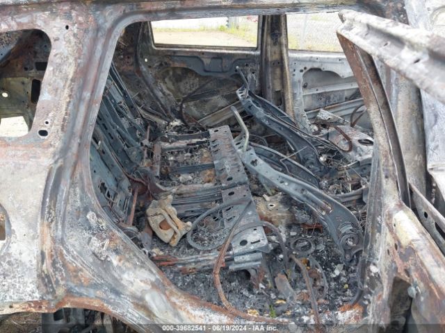 1C4PJLCB3JD557733 Jeep Cherokee Latitude