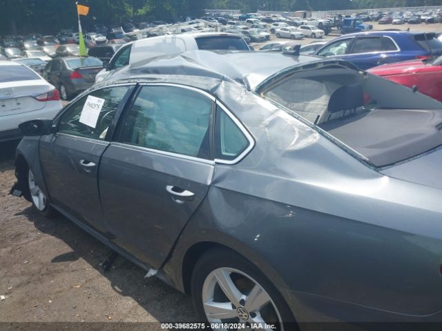 1VWAT7A30FC088176 Volkswagen Passat 1.8t Limited Edition