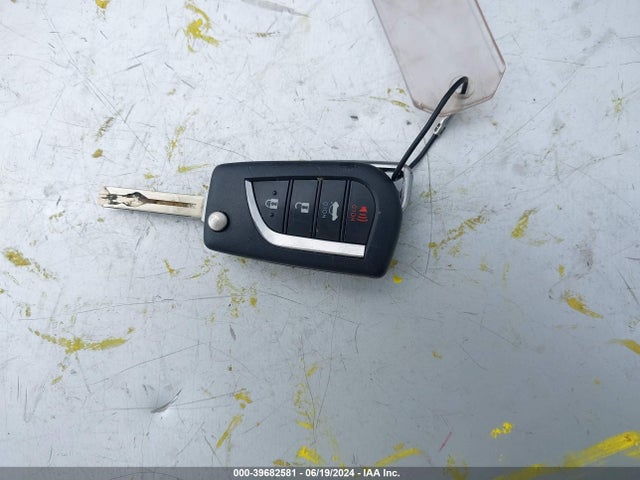 Toyota CAMRY SE 2022 4T1G11AK2NU628851 Image 11