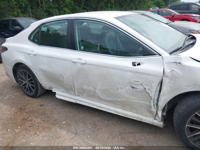 Toyota CAMRY SE 2022 4T1G11AK2NU628851 Image 13
