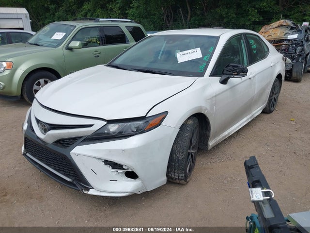 Toyota CAMRY SE 2022 4T1G11AK2NU628851 Image 2