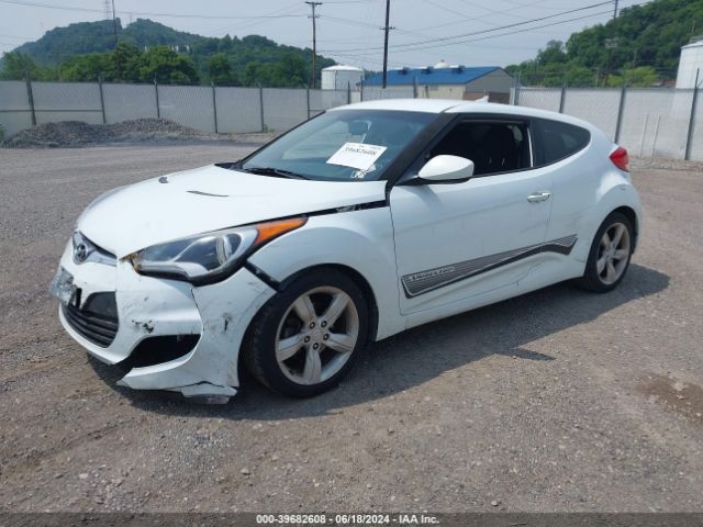 KMHTC6AD2EU184524 Hyundai Veloster Base W/black