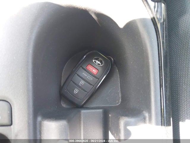 Toyota COROLLA SE 2024 5YFP4MCE4RP185951 Image 11
