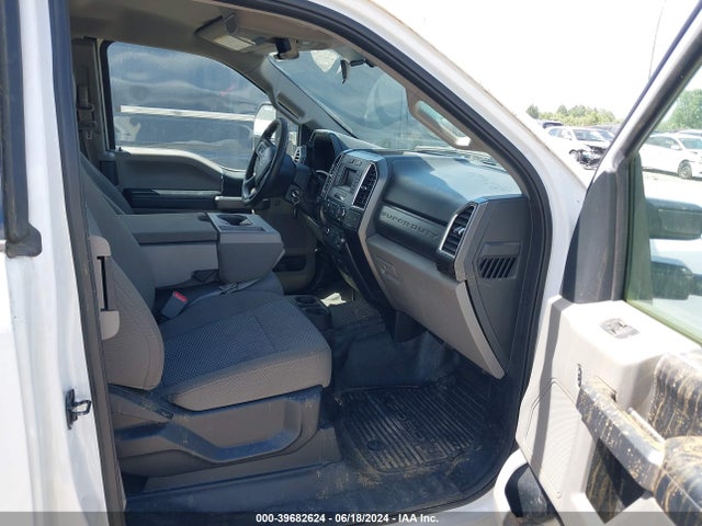 Ford F-350 Chassis Xlt 2017 1FD7X3ET7HEE07676 Image 5