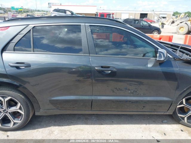 KNDCR3LE2R5146038 KIA Niro Ex Touring