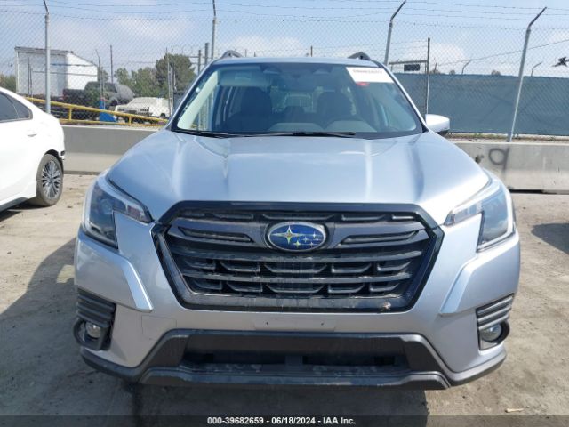JF2SKAPC3PH529531 Subaru Forester Limited