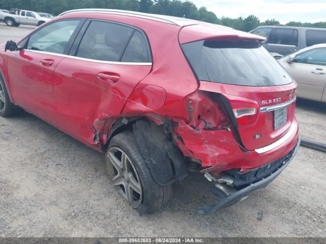 WDCTG4GB3FJ058012 Mercedes-Benz Gla 250 4matic