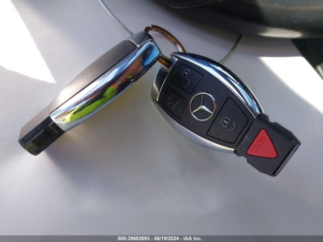 WDDSJ4GB8FN177319 Mercedes-Benz CLA 250 4MATIC