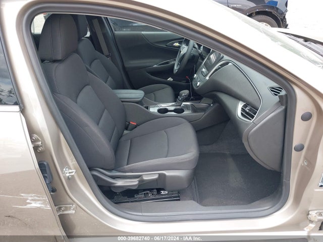 Chevrolet MALIBU LT 2024 1G1ZD5ST2RF135810 Image 5