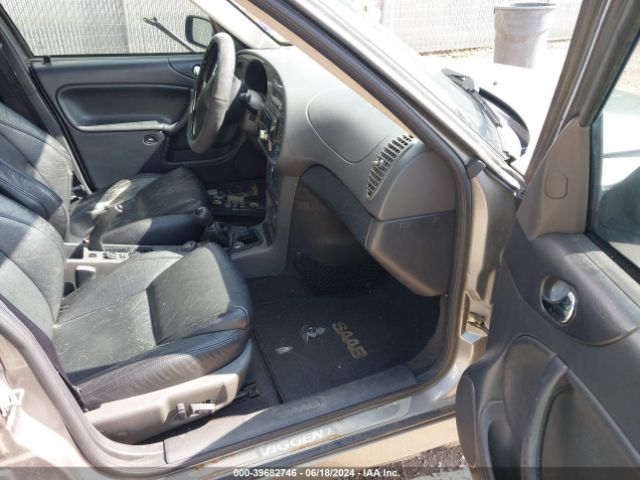 2001 SAAB 9-3 YS3DP55G617008864 Photo 4