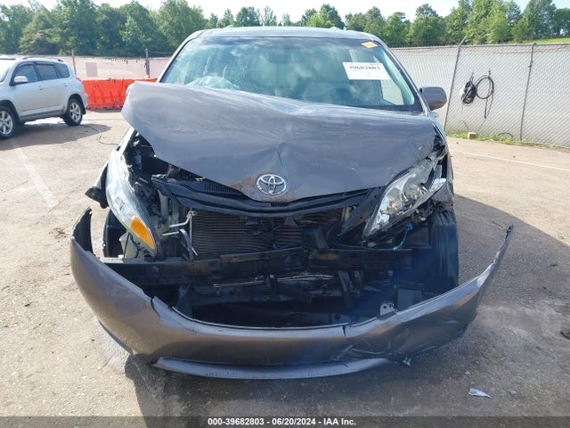 Toyota Sienna Le V6 8 Passenger 2014 5TDKK3DC4ES447038 Image 11