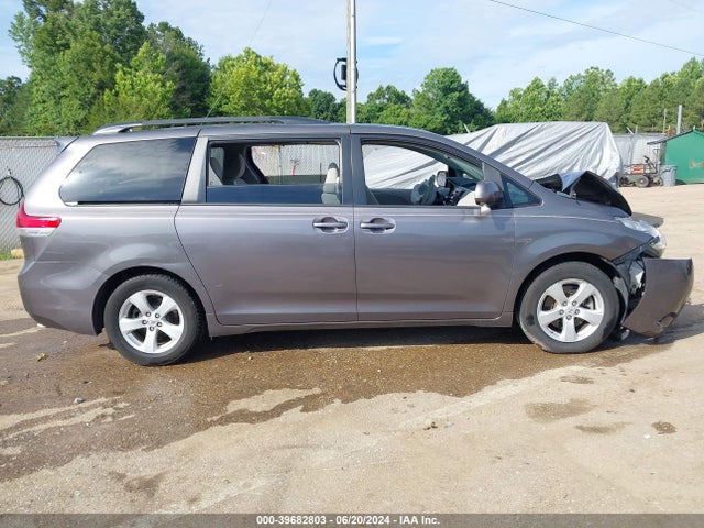 Toyota Sienna Le V6 8 Passenger 2014 5TDKK3DC4ES447038 Image 12