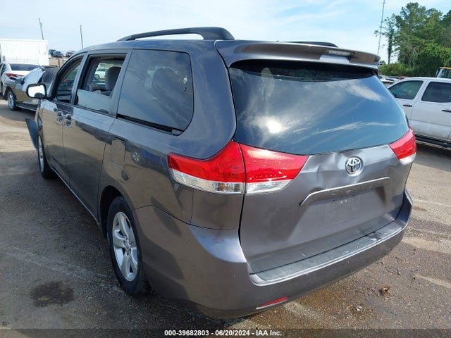 Toyota Sienna Le V6 8 Passenger 2014 5TDKK3DC4ES447038 Image 3