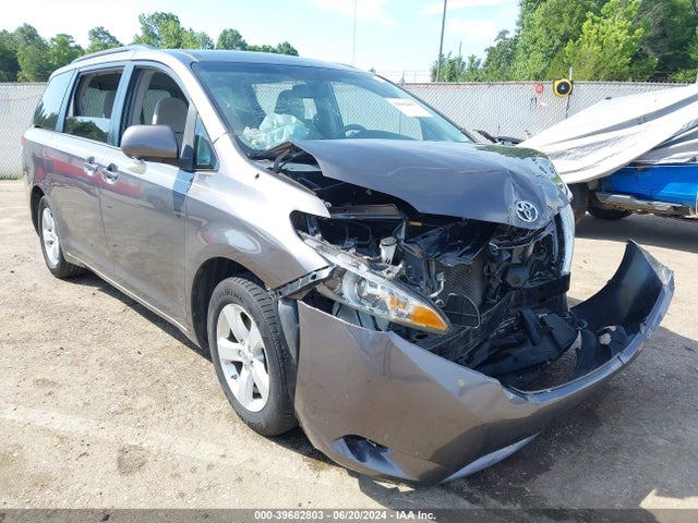 Toyota Sienna Le V6 8 Passenger 2014 5TDKK3DC4ES447038 Image 6