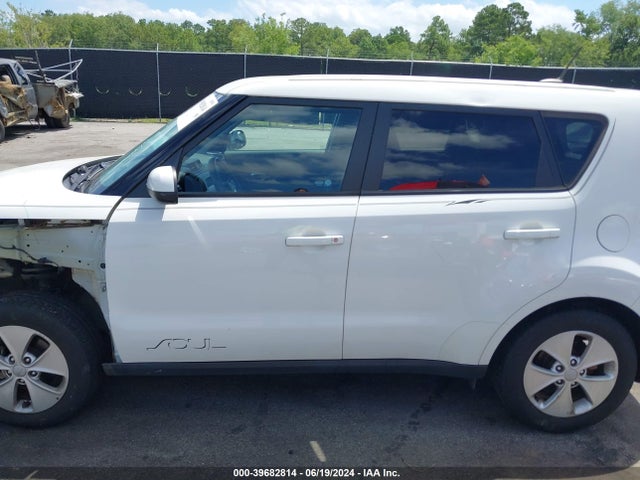 KIA Soul 2015 KNDJN2A24F7216631 Image 14