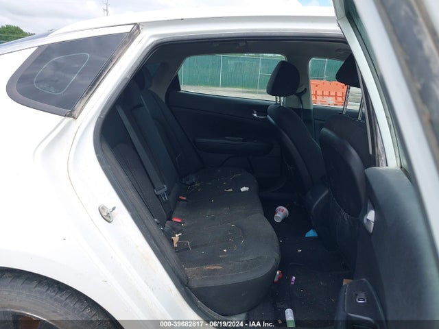 KIA Optima Lx 2016 5XXGT4L30GG005856 Image 8
