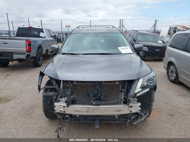 2017 Nissan Pathfinder Sl მანქანა იყიდება აუქციონზე, vin: 5N1DR2MN5HC677642, აუქციონის ნომერი: 39682847