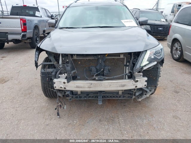 2017 Nissan Pathfinder Sl მანქანა იყიდება აუქციონზე, vin: 5N1DR2MN5HC677642, აუქციონის ნომერი: 39682847