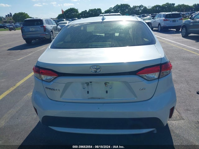 Toyota COROLLA LE 2022 JTDEPMAE9NJ194287 Image 16