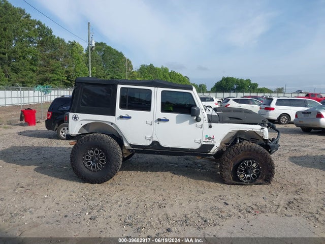 1C4BJWDG4EL187202 Jeep Wrangler Unlimited Freedom Edition