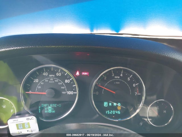 1C4BJWDG4EL187202 Jeep Wrangler Unlimited Freedom Edition