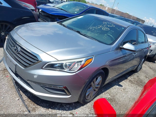 Hyundai SONATA SE 2015 5NPE24AF7FH119458 Image 2